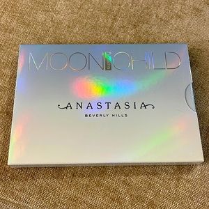 Anastasia Moon Child Glow Kit